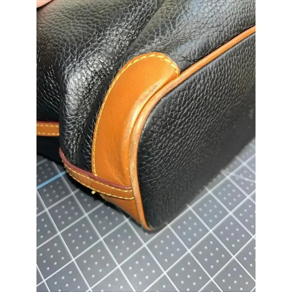 Dooney & Bourke Black and Tan Crossbody Bag - Picture 6 of 11